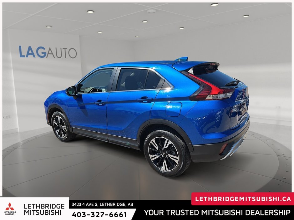 2023 Mitsubishi ECLIPSE CROSS SE-3