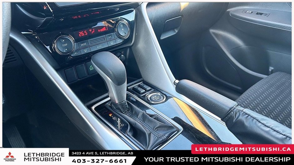 2024 Mitsubishi ECLIPSE CROSS ES-17