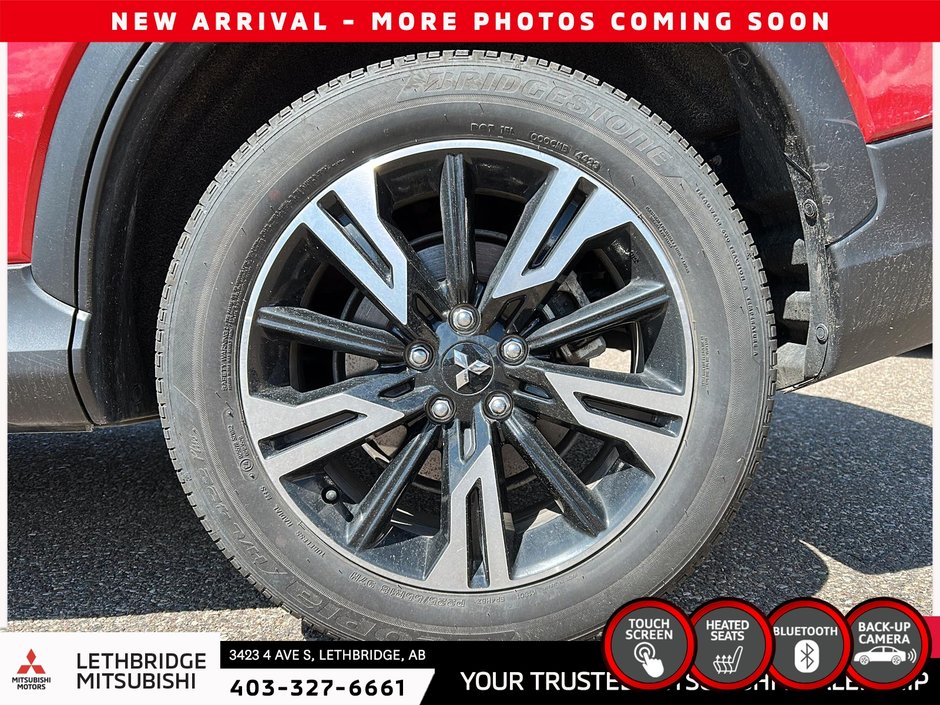 2024 Mitsubishi ECLIPSE CROSS ES-6