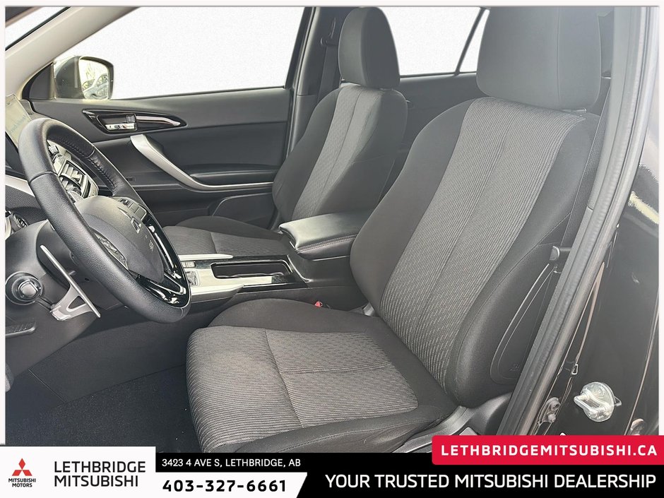 2024 Mitsubishi Eclipse Cross SE-8