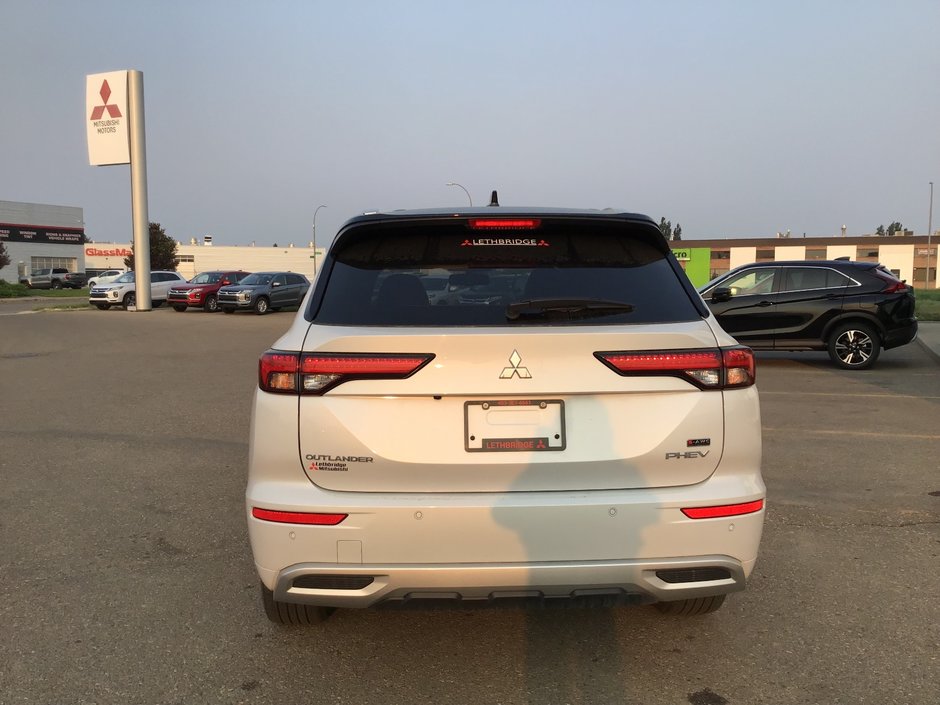 2023 Mitsubishi OUTLANDER PHEV GT-3