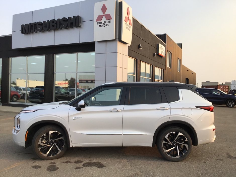 2023 Mitsubishi OUTLANDER PHEV GT-1