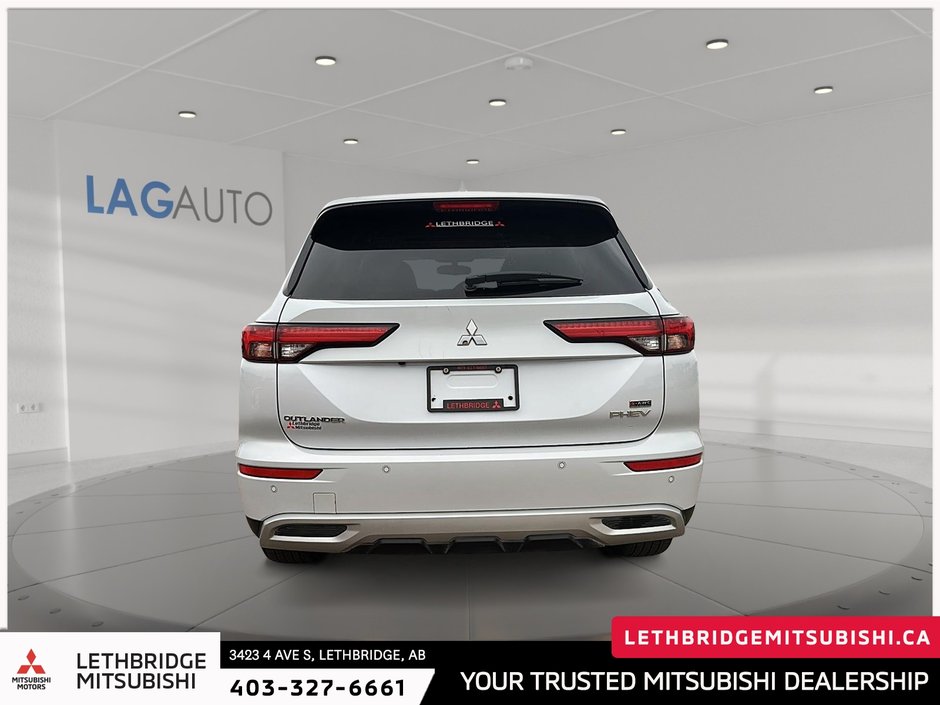 2024 Mitsubishi Outlander Plug-In Hybrid SEL-2