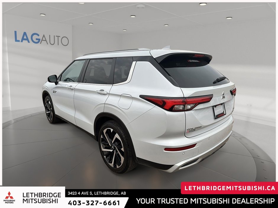 2024 Mitsubishi Outlander Plug-In Hybrid SEL-3