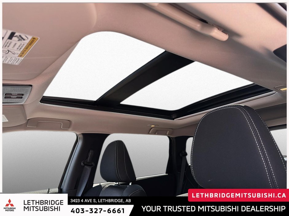 2025 Mitsubishi OUTLANDER PHEV SE S-AWC-16