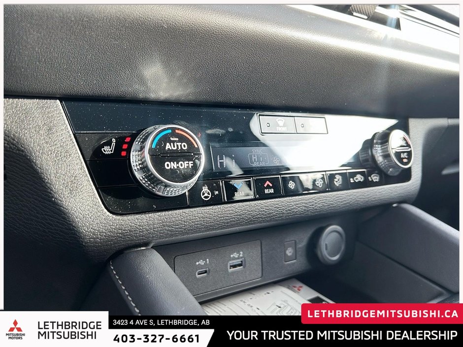 2025 Mitsubishi OUTLANDER PHEV SE S-AWC-14