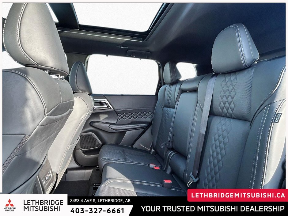 2025 Mitsubishi OUTLANDER PHEV GT NOIR S-AWC-9