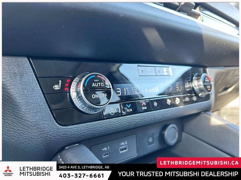 2025 Mitsubishi OUTLANDER PHEV LE S-AWC-15
