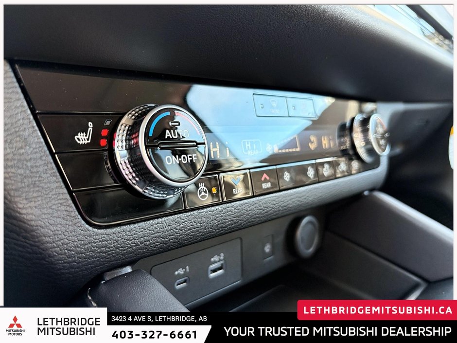 2025 Mitsubishi OUTLANDER PHEV SEL S-AWC-15