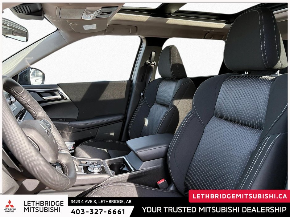 2025 Mitsubishi OUTLANDER PHEV SE S-AWC-7