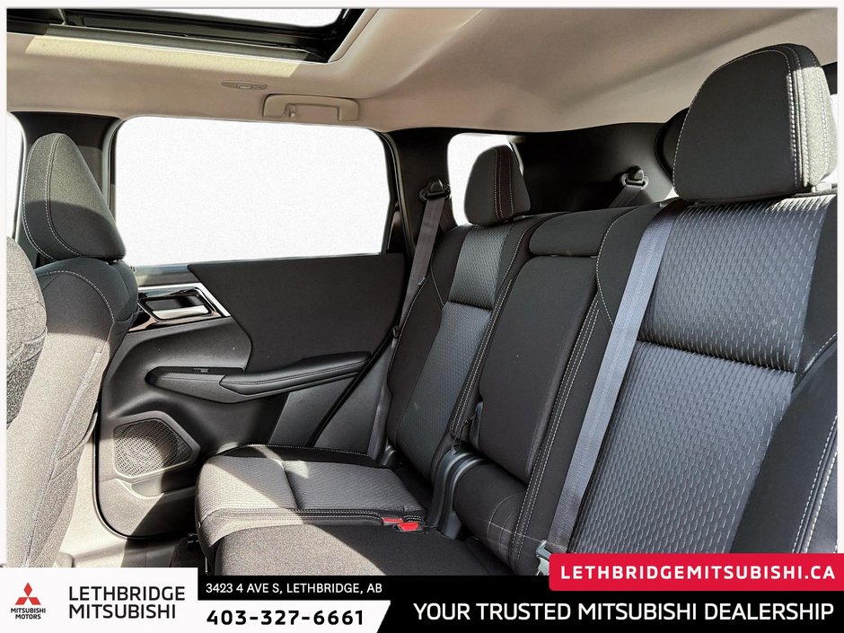 2025 Mitsubishi OUTLANDER PHEV SE S-AWC-9