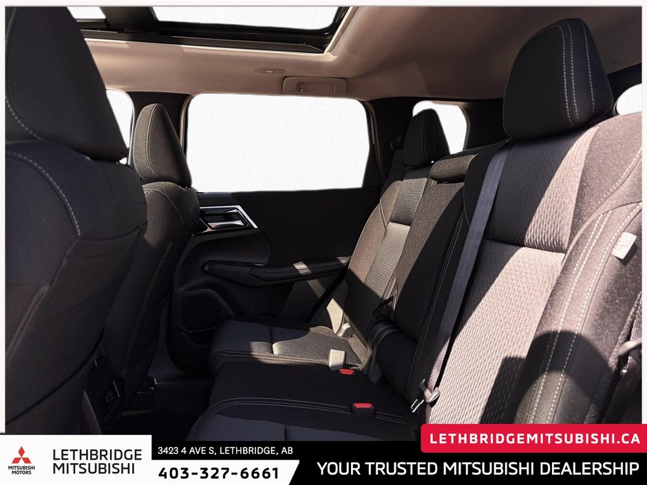 2025 Mitsubishi OUTLANDER PHEV SE S-AWC-9