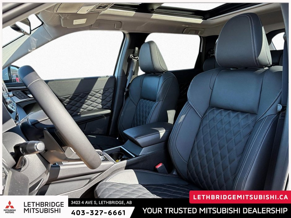 2025 Mitsubishi OUTLANDER PHEV SEL S-AWC-7