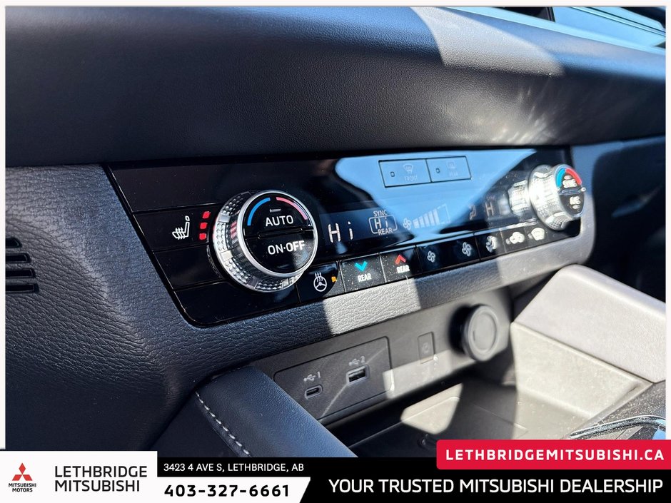 2025 Mitsubishi OUTLANDER PHEV SEL S-AWC-16