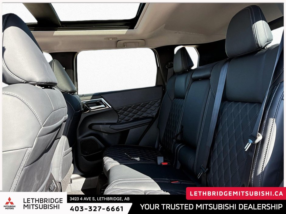 2025 Mitsubishi OUTLANDER PHEV SEL S-AWC-9