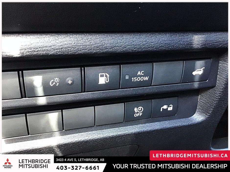 2025 Mitsubishi OUTLANDER PHEV SE S-AWC-13