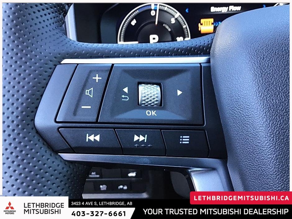2025 Mitsubishi OUTLANDER PHEV SE S-AWC-14