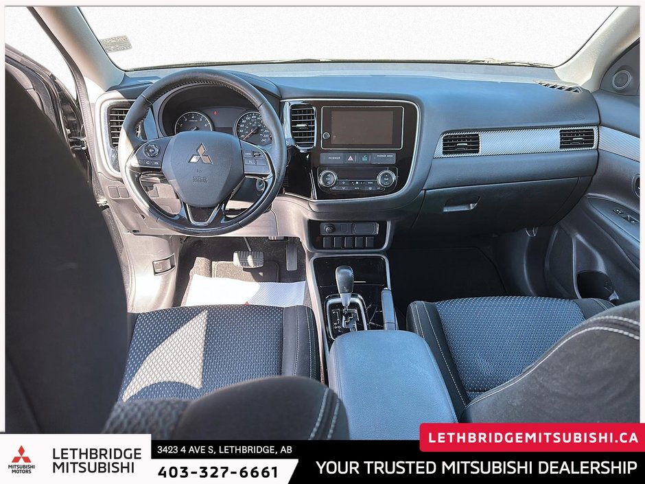 2018 Mitsubishi Outlander ES-9