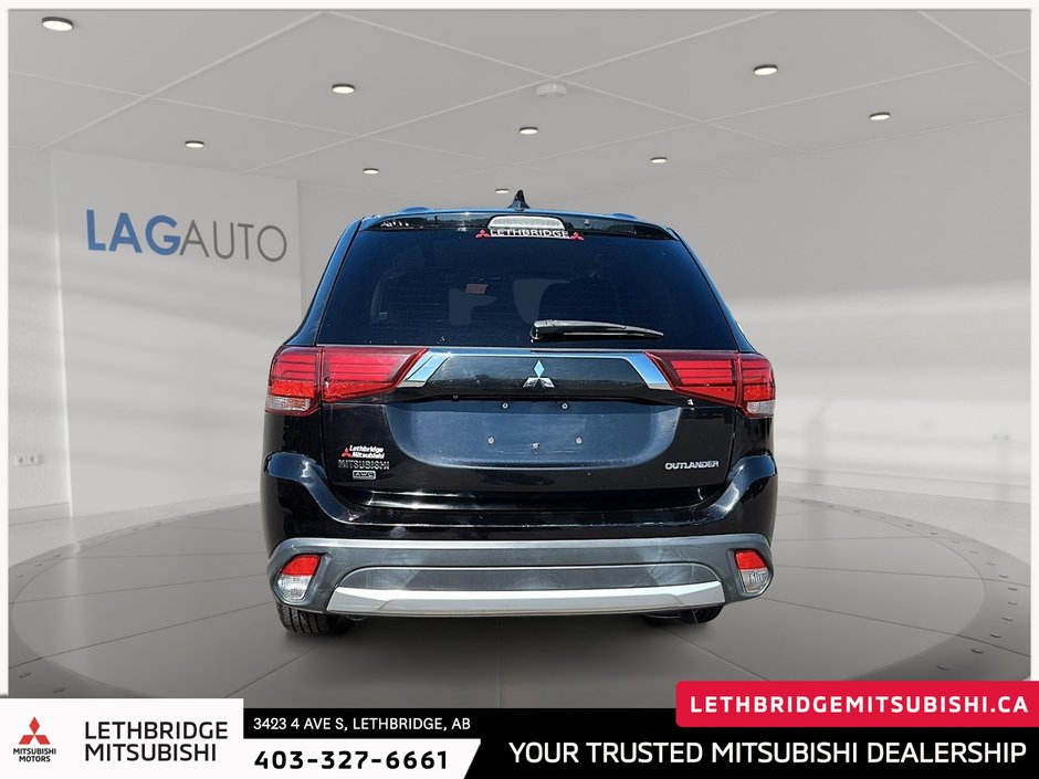 2018 Mitsubishi Outlander ES-2