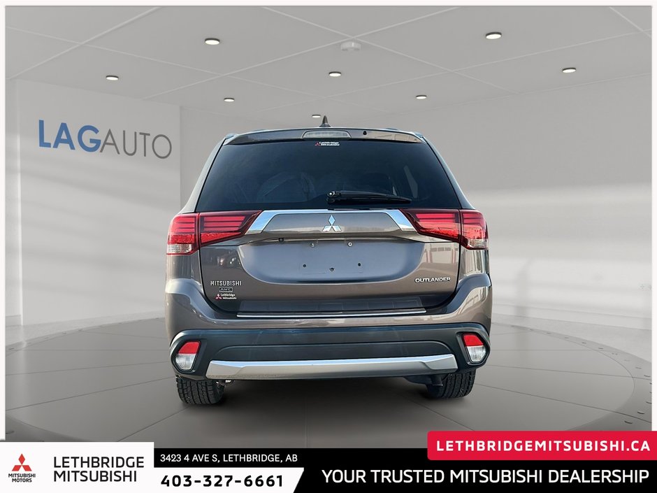 2018 Mitsubishi Outlander ES-2