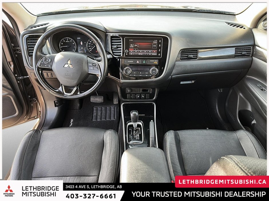 2018 Mitsubishi Outlander ES-8