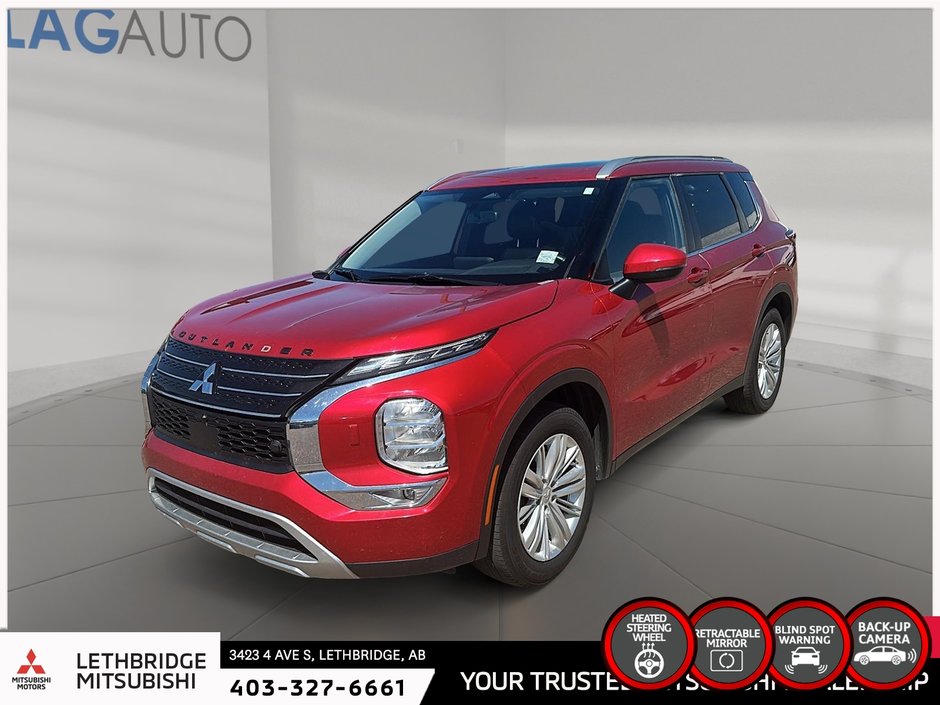2022 Mitsubishi Outlander-0