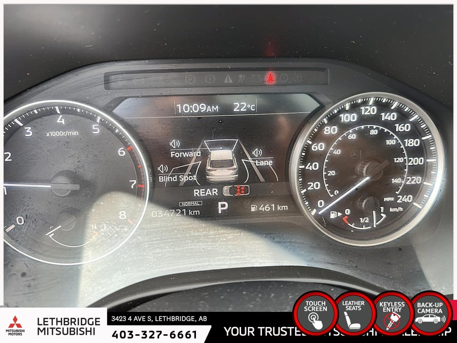 2022 Mitsubishi Outlander LE-12