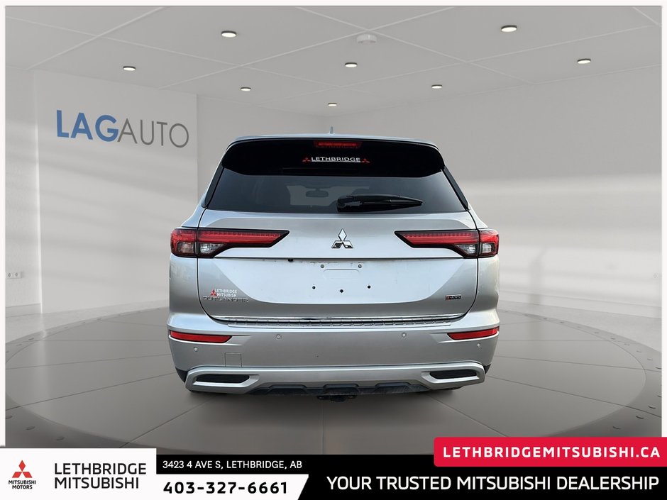 2022 Mitsubishi Outlander SEL-2