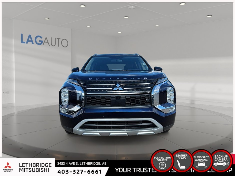 2023 Mitsubishi Outlander-1