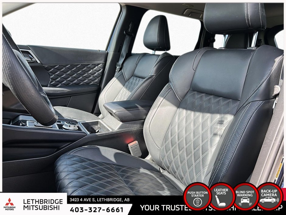 2023 Mitsubishi Outlander-8