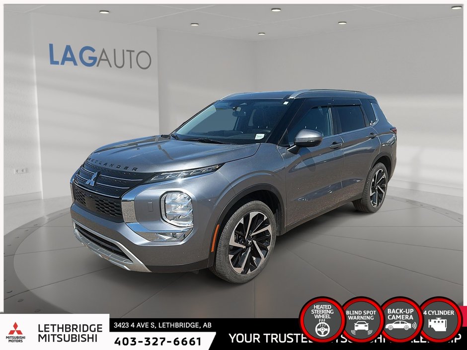 2023 Mitsubishi Outlander-0