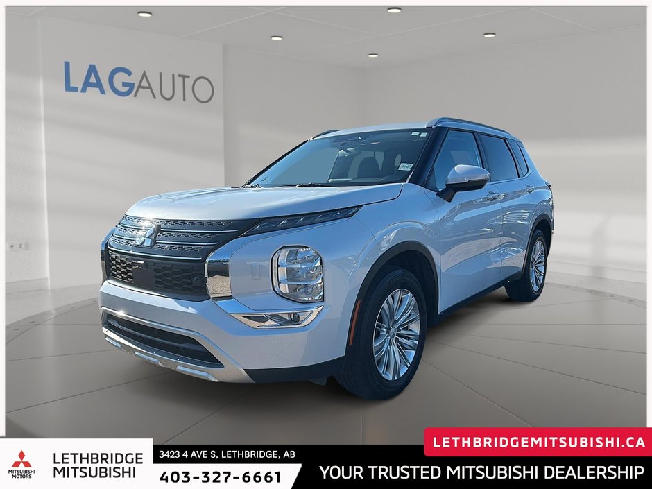 2023 Mitsubishi Outlander SE-0