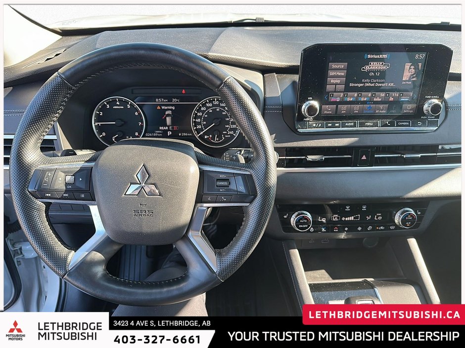2023 Mitsubishi Outlander SE-13