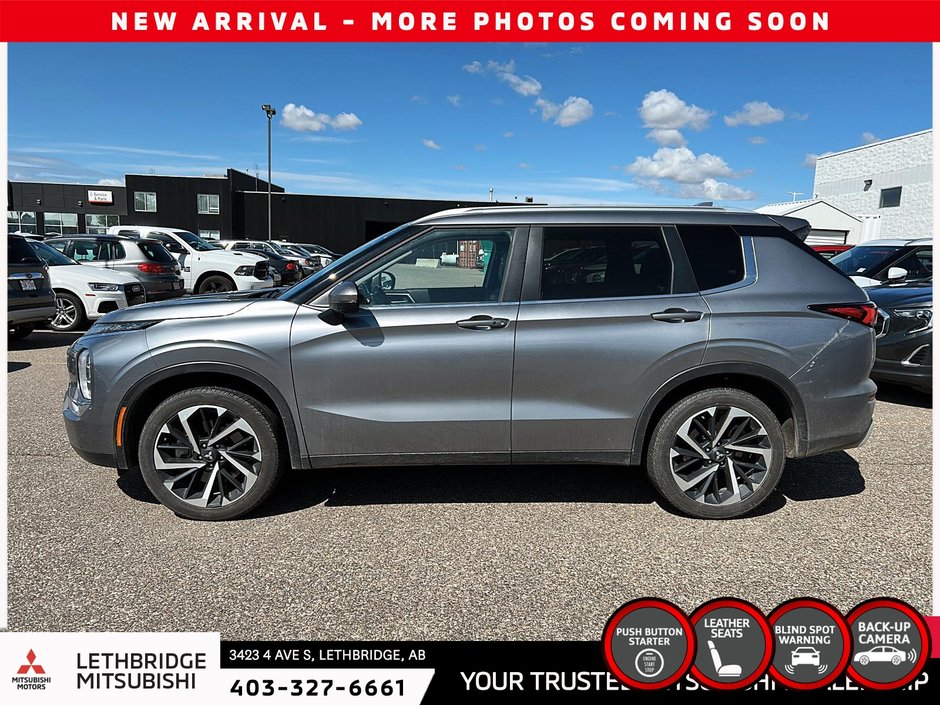2024 Mitsubishi Outlander-4