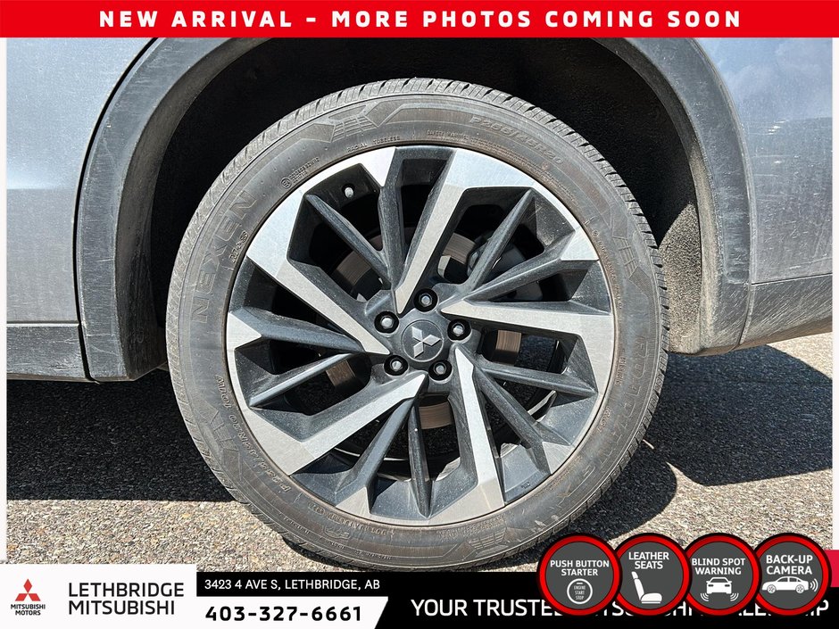 2024 Mitsubishi Outlander-5