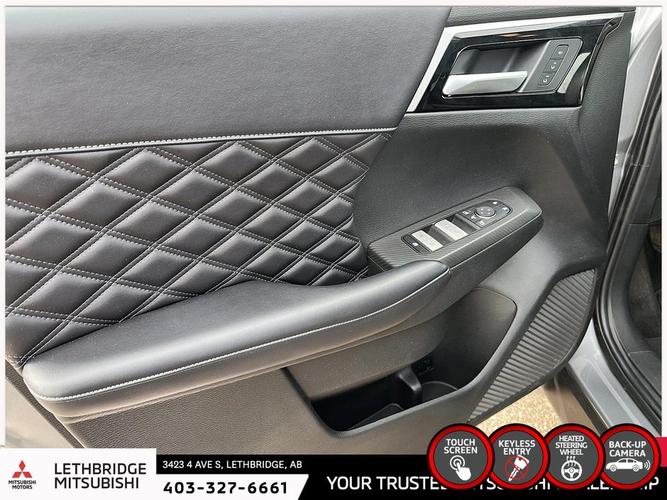 2024 Mitsubishi Outlander SEL-10