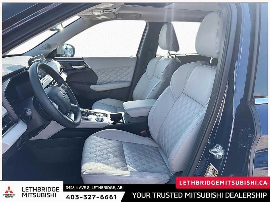 2024 Mitsubishi Outlander GT-8
