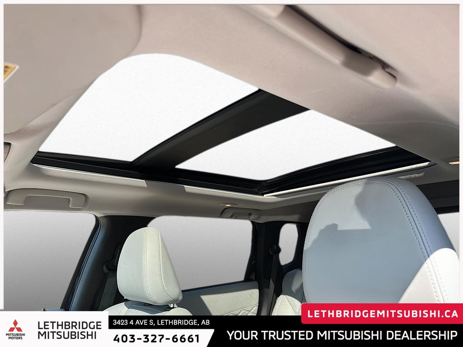2024 Mitsubishi Outlander SEL-16