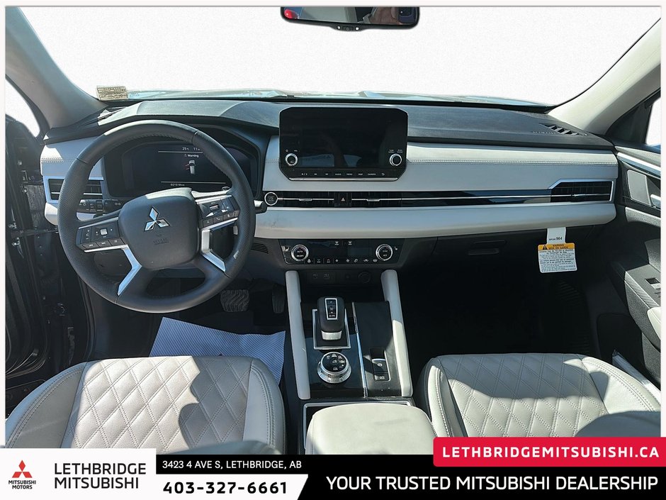 2024 Mitsubishi Outlander SEL-9