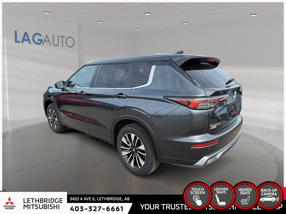 2025 Mitsubishi Outlander LE S-AWC-3