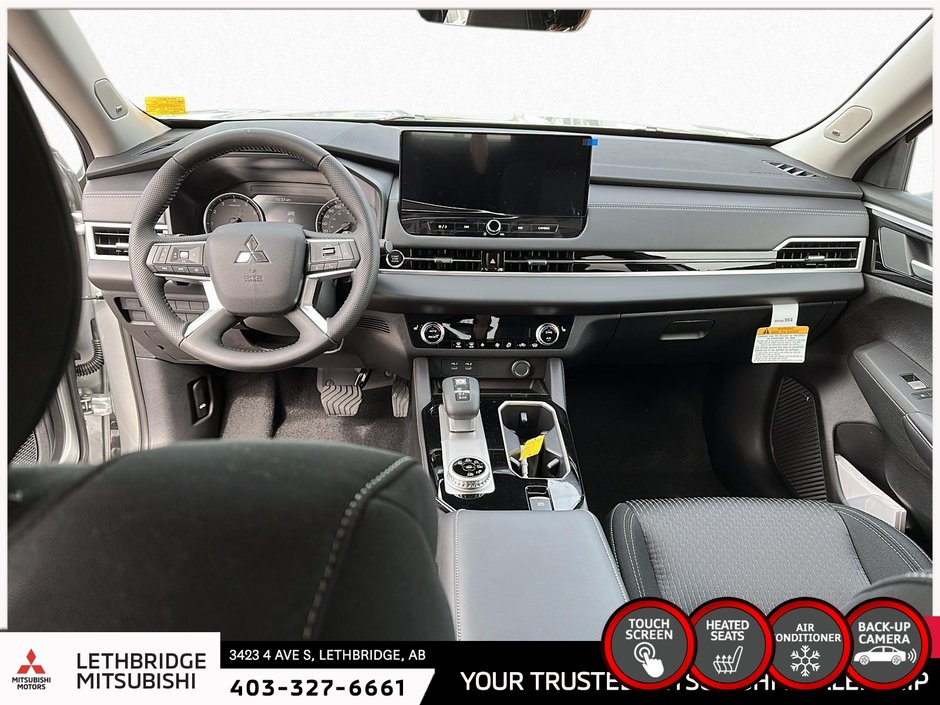 2025 Mitsubishi Outlander ES S-AWC-8