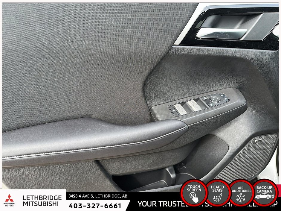 2025 Mitsubishi Outlander ES S-AWC-9