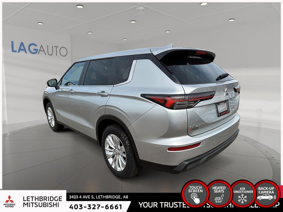 2025 Mitsubishi Outlander ES S-AWC-3