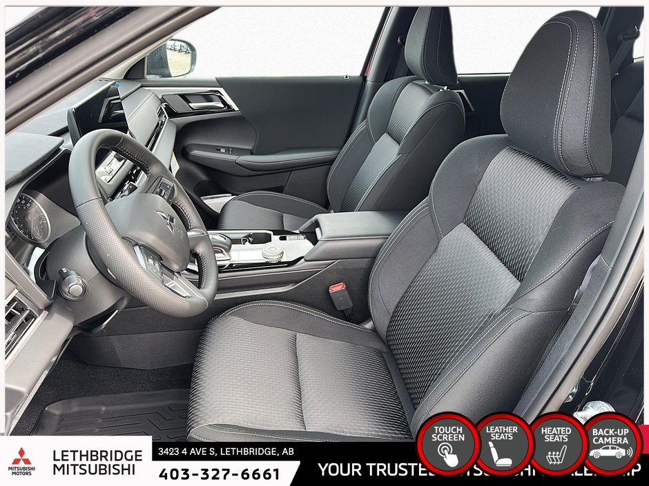 2025 Mitsubishi Outlander ES S-AWC-8