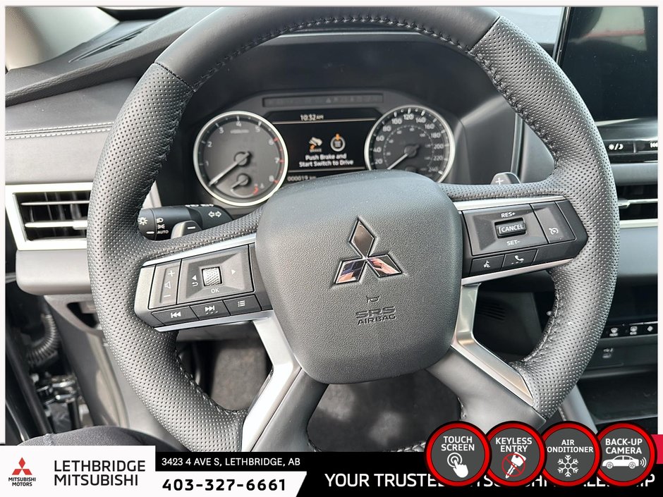 2025 Mitsubishi Outlander ES S-AWC-11