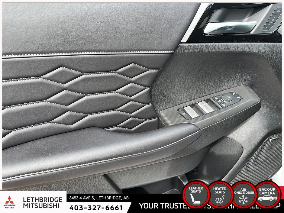 2025 Mitsubishi Outlander SEL S-AWC-10