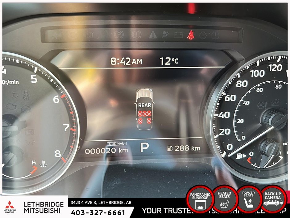 2025 Mitsubishi Outlander LE S-AWC-12