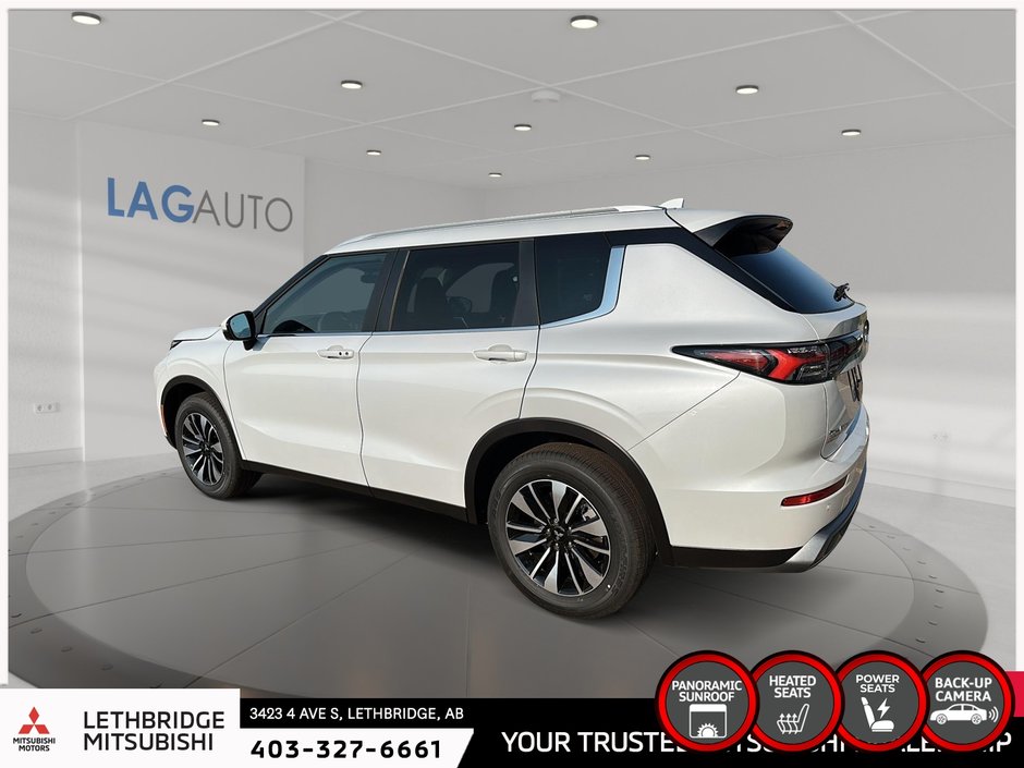 2025 Mitsubishi Outlander LE S-AWC-3