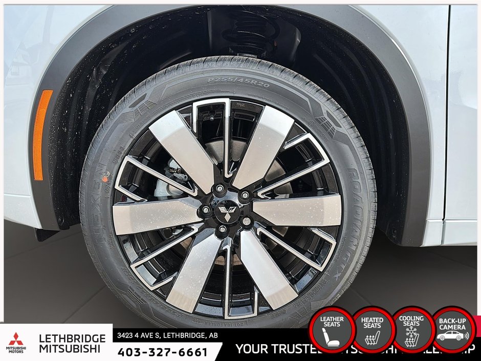 2025 Mitsubishi Outlander GT S-AWC TWO TONE ROOF-6