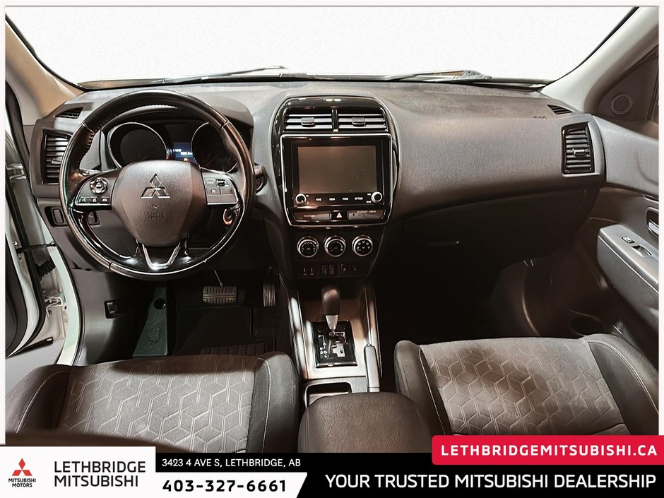 2020 Mitsubishi RVR SE-9